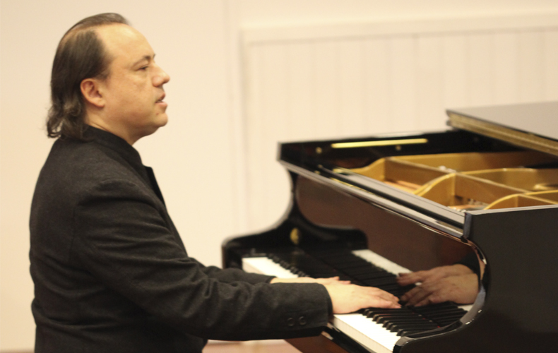 CDN - Raúl Thais Antequera (Concierto conferencia de piano)
